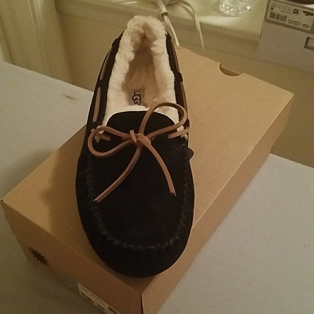 UGG black mocassin - Picture 1 of 5